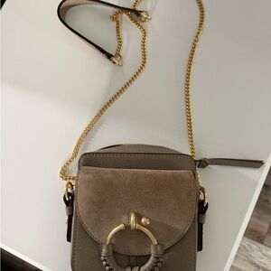 Chic Olive Green Crossbody Bag with Gold Chain